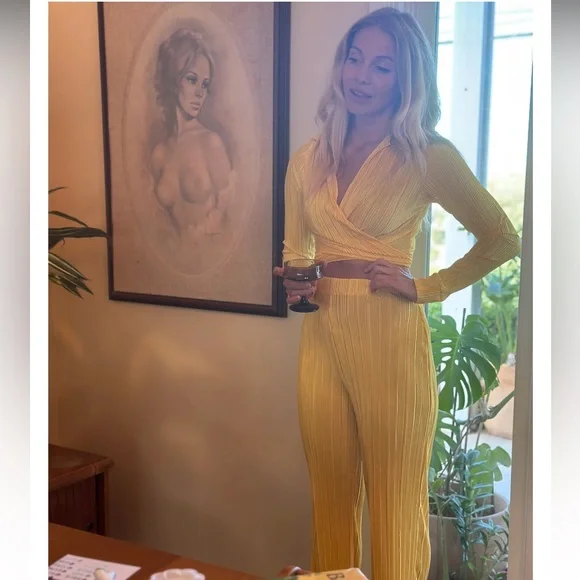 Stoned Immaculate “Fox on the Run” set in yellow size L - Picture 11 of 12